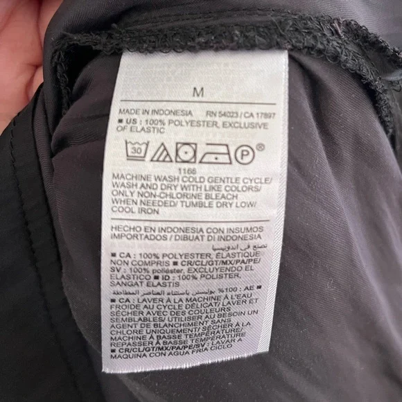 Old Navy Black Silky Dress with Pockets in Size Medium - Picture 4 of 5